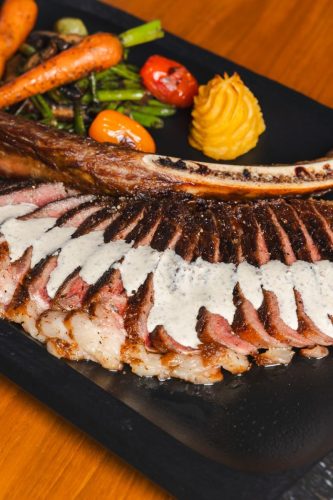 Armenio_photo_vertical_008